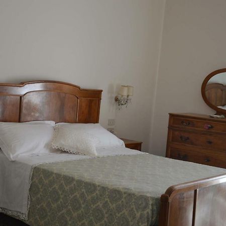 Casa Ciri Bed & Breakfast Фоліньо Екстер'єр фото