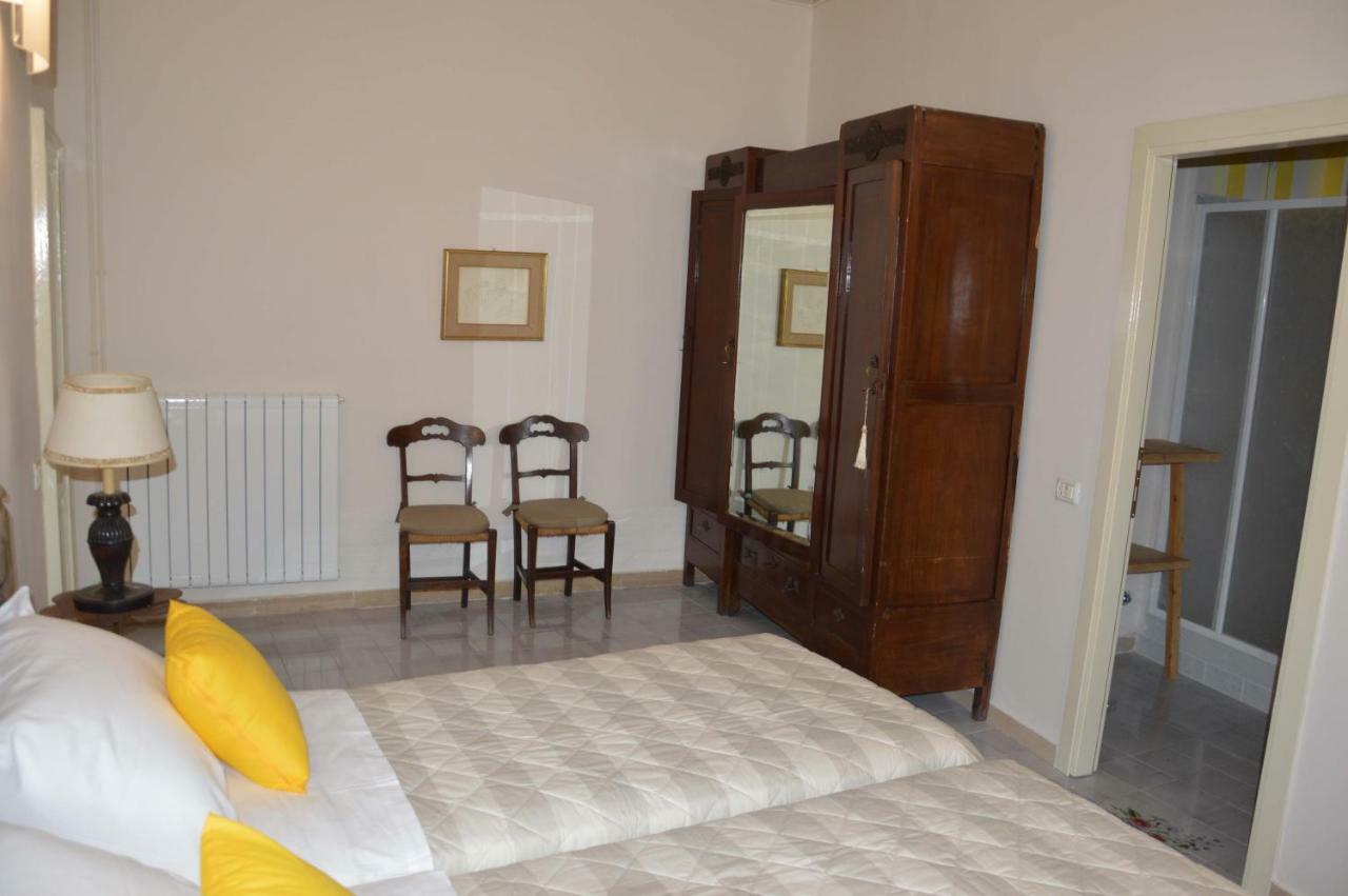 Casa Ciri Bed & Breakfast Фоліньо Екстер'єр фото