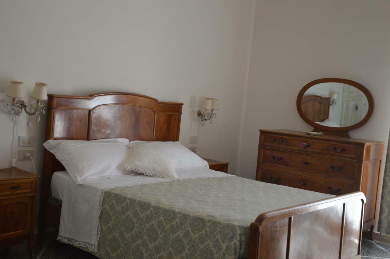 Casa Ciri Bed & Breakfast Фоліньо Екстер'єр фото